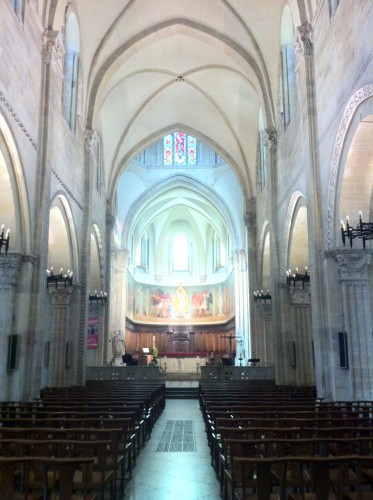 Lyon St Paul église nef.JPG