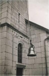 1954, montée de la nouvelle cloche
